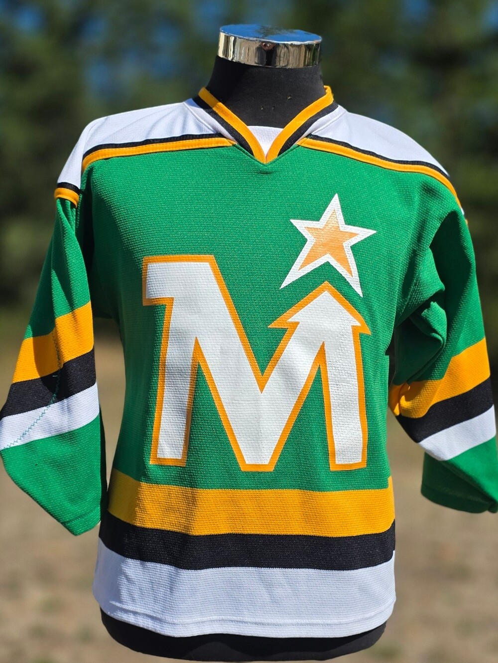 Vintage NHL Minnesota North Stars Hockey Jersey Youth Large Basil McRae 80s 90s
